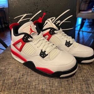 Jordan 4 Retro Red Cement Grade School Boys Size 5.5 with box